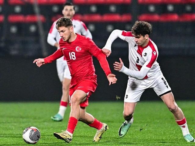 A Milli Takım'da Semih Kılıçsoy, aday kadrodan çıkarıldı