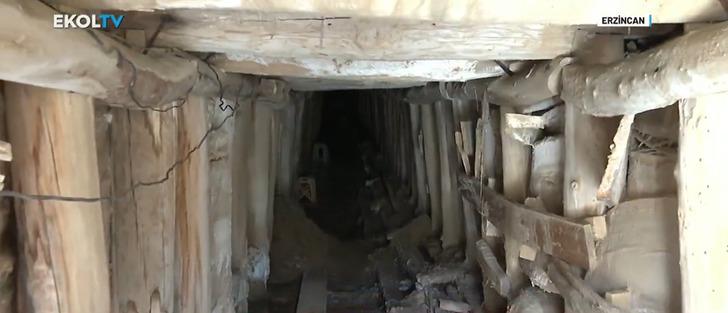 Erzincan Kemah’ta sadece yılın 3-4 ayı üretiliyor! Osmanlı döneminde başladı hala devam ediyor: Anzer balı kadar kıymetli… G4