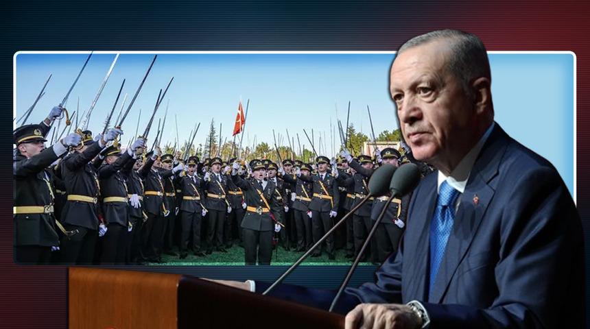 Kılıçlı yemin gündem olmuştu! Cumhurbaşkanı Erdoğan'dan teğmenlerle ilgili ilk açıklama : Bu konuyu değerlendireceğim