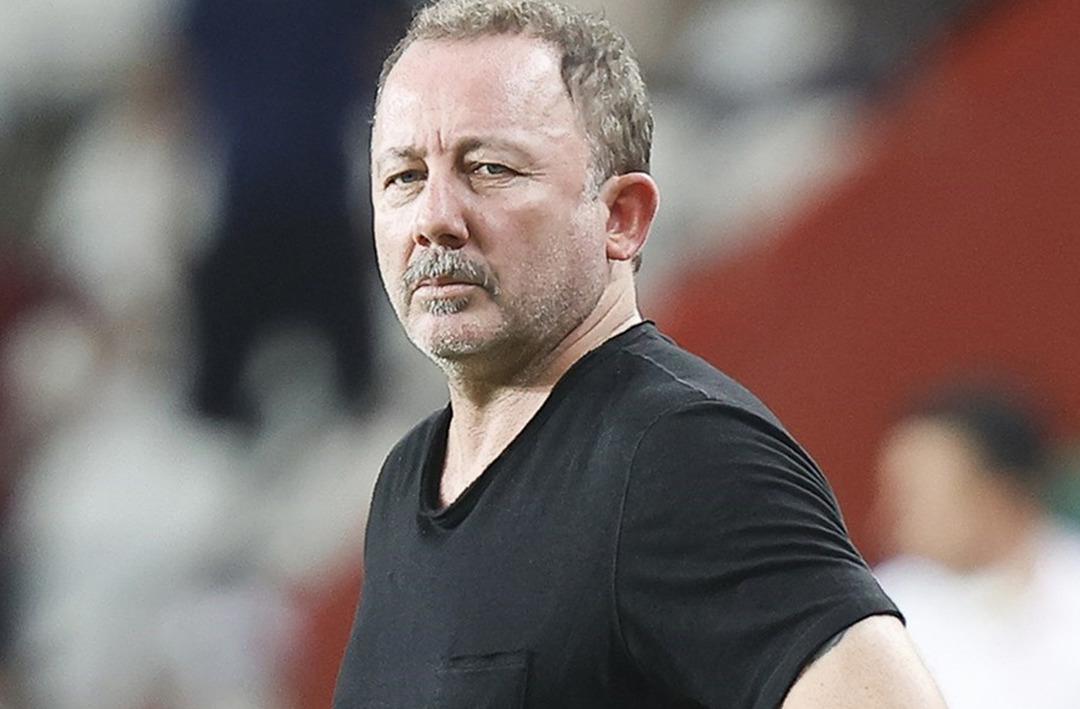 Sergen Yal&ccedil;ın d&uuml;ğ&uuml;ne Oktay Derelioğlu'nun eski eşi Sezer &Ccedil;akır ile geldi! "Sevgilisi mi?"