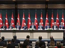 Cevdet Yılmaz, Mehmet Şimşek, Fatih Karahan… Ekonomi yönetimi kamera karşısına geçti, OVP mesajı verdi: Yıl sonu enflasyon beklentisi yüzde 33'ten 41,5'e yükseldi