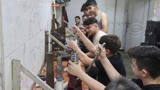 Bu dükkandan çıkan toz bile kıymetli! Çalışanların elbiselerini dahi yakıyorlar, hiçbir şey dışarı çıkmıyor 'Değeri yüksek olduğu için insanlar aşırı talep ediyor'