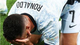 Cristiano Ronaldo'dan tam 900 gol! Portekizli yıldız yere yığılıp, hüngür hüngür ağladı... Yeni hedef 1000 gol!