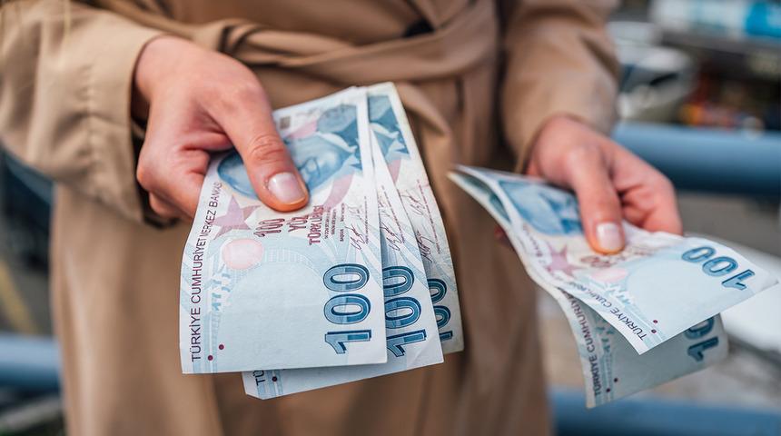 Emekliye memura refah payı, seyyanen zam tarih mi oluyor? “Zam yapsak bile 3 gün sonra eriyor” dedi: Maaş zammında iki ihtimal