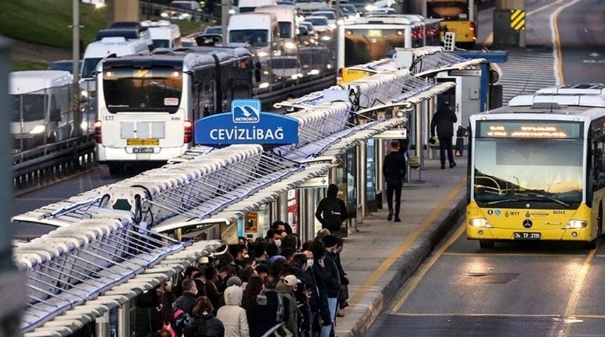 İBB duyurdu! İstanbul’da 7'den 70’e toplu taşıma ücretsiz olacak