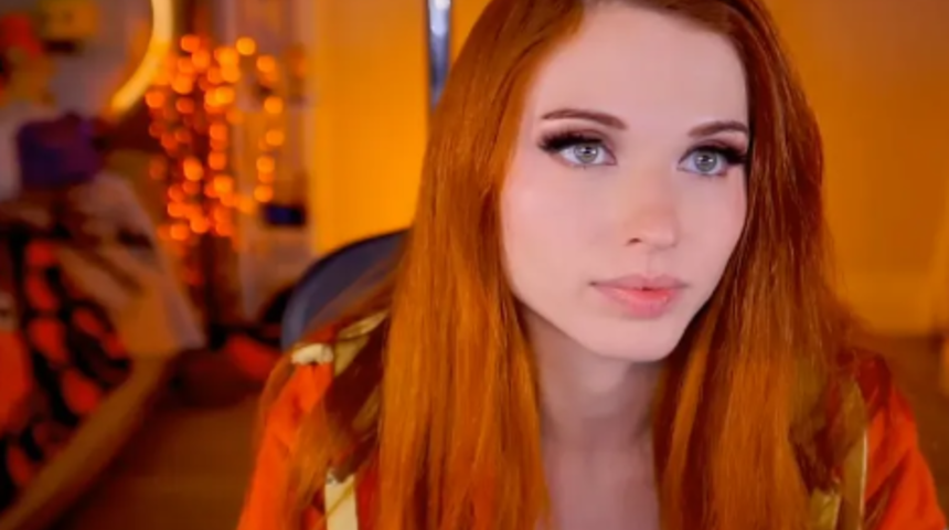 Twitch fenomeni Amouranth, YouTube kanalının herhangi bir uyarı almadan silindiğini söyleyerek isyan etti