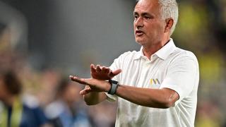 Jose Mourinho'dan 41 milyon Euro'luk veto! Fenerbahçe yönetiminden kesin olarak istedi ve yapıldı