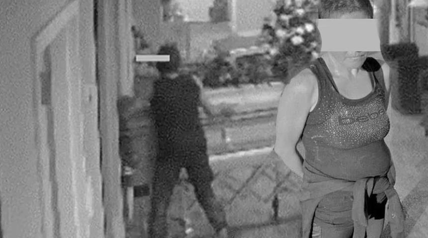 Gizlice tabutun yanına kadar girerek cenazeyi çaldı! 'Sarhoştum hatırlamıyorum' savunması yaptı... Anbean güvenlik kamerasında 