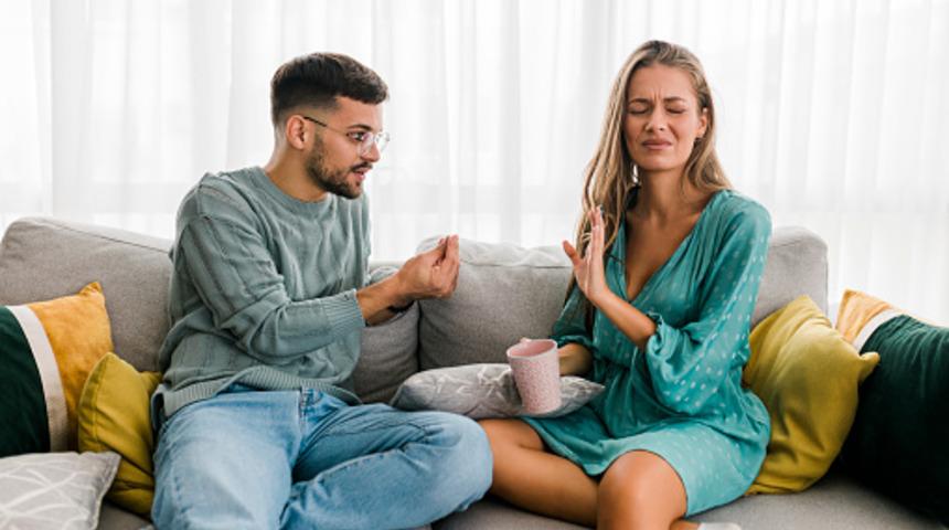 Karısının dövmesinden ihaneti aldı! Arkadaşıyla eşinin yasak aşkını böyle çözdü... "Eşimin yeni dövmesini gördükten sonra ikna oldum"