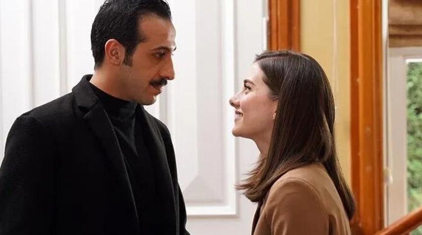 Ersin Arıcı ile evlenen Beril Pozam'dan günler sonra düğün pozları geldi! Yorumlar gecikmedi