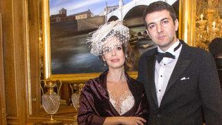 Pelin Batu anne oldu