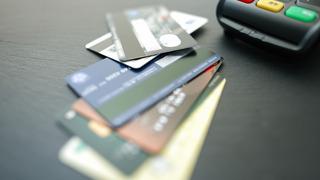 Kredi kartı ve banka kartı ile zorunlu oldu: 7 bin liradan fazla alışveriş yapanlar dikkat! Gelir İdaresi Başkanlığı resmen duyurdu