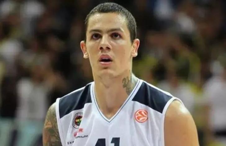 Milli basketbolcuyu öldüren kaza nasıl oldu? İlkan Karaman'ın son anları... Aracın fotoğrafı ortaya çıktı: Alkol detayı G4