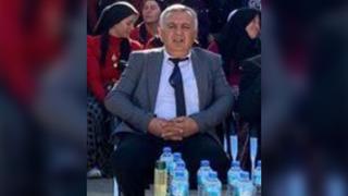 Lise müdürü evde ölü bulundu! Babasının hareketsiz yattığını gören oğlu telefona sarıldı