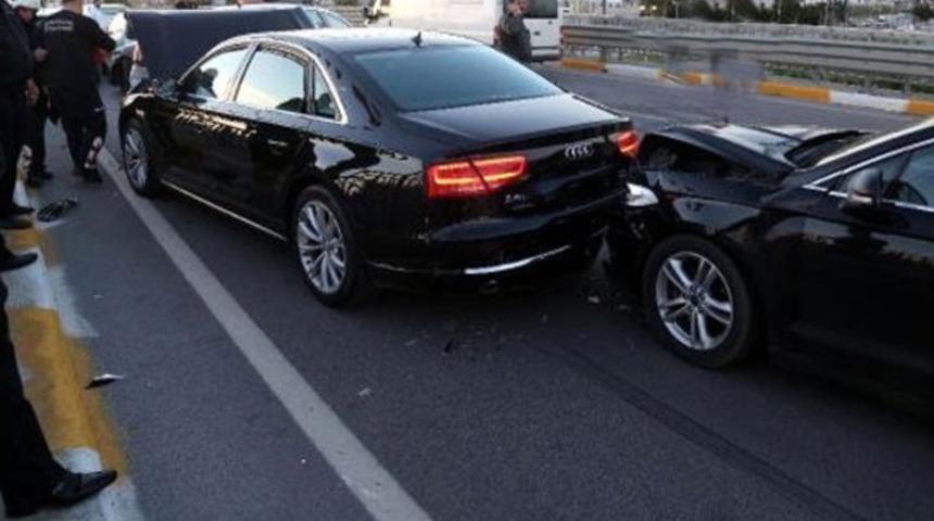 İki milletvekilinin aracı çarpıştı! İlginç diyalog