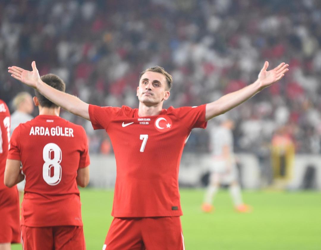 Kerem Akt&uuml;rkoğlu hat-trick yaptı, Galatasaray taraftarı ayaklandı! Y&ouml;netimi istifaya davet ediyorlar, Portekiz onu konuşuyor