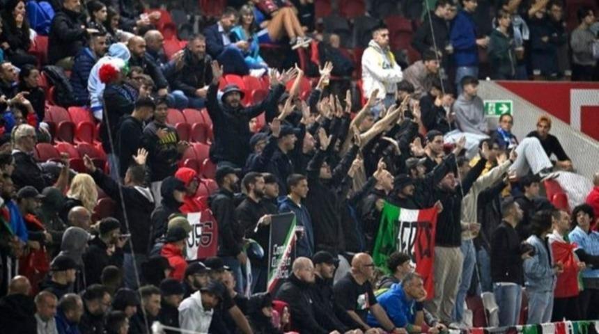 UEFA Uluslar Ligi'nde oynanan İsrail-İtalya maçında görülmemiş protesto! İsrail marşı okunurken sırtlarını döndüler ve...