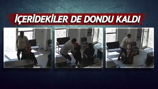 Eczaneyi acı acı çığlıklar inletti! Konya'dan akılalmaz görüntüler: Eşine birdenbire defalarca bıçak darbesi indirdi