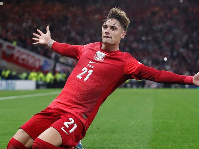 Galatasaray yönetimi transferi bitirmek için İtalya'ya gitti! Nicola Zalewski'yi ikna etmek an meselesi...