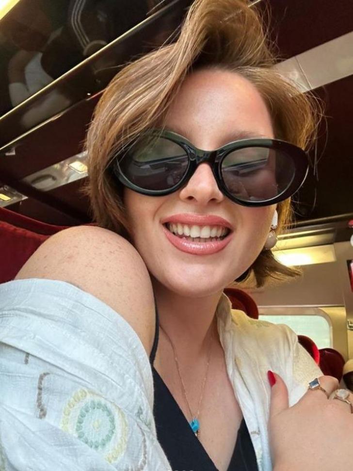 1 yılda 28 kiloyu nasıl verdi? Bahar ile ekrana dönecek olan Elçin Afacan son pozlarına beğeni topladı... "Doğal güzelsin" G3