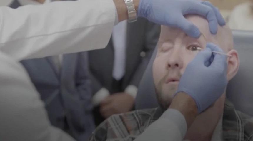 Dünya'da ilk kez! Tüm göz nakli yapıldı... ‘Olağanüstü’ olarak nitelendirildi