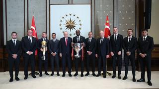 Cumhurbaşkanı Erdoğan, Beşiktaş Jimnastik Kulübü heyetini kabulünde konuştu! 