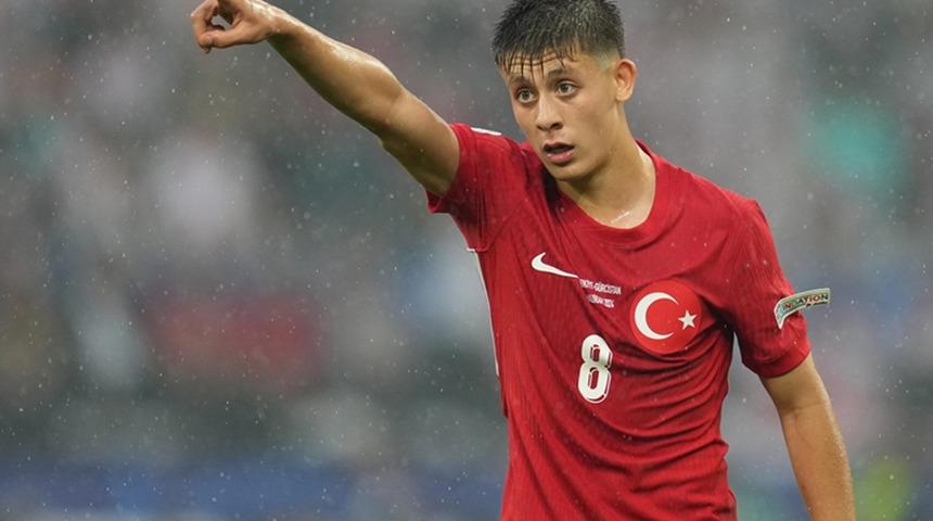 EA FC 25'te şut reytingini gören Arda Güler, yetkililere isyan etti! ''Bunlar futbol falan izlemiyor"