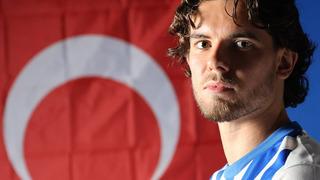 Brighton'a transfer olan Ferdi Kadıoğlu ilk maçına çıkıyor!