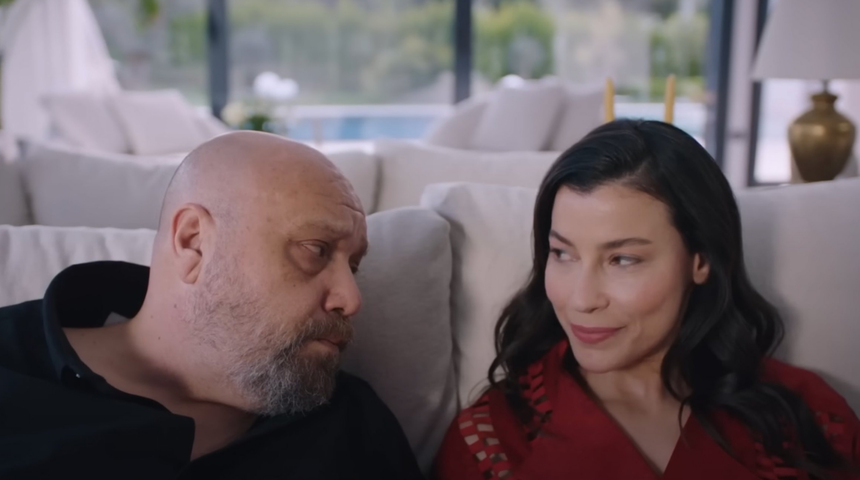 Yeni metres mi geldi? Kızılcık Şerbeti'nde Apo'nun yeni sevgilisiyle ilgili kafa karıştıran iddia! O detay dikkat çekti...