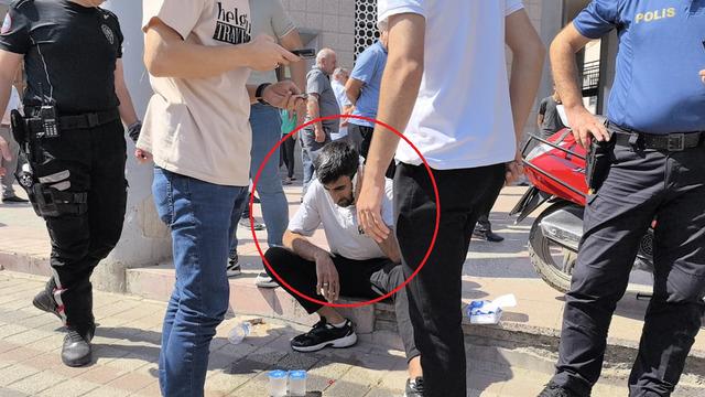 Telefonu tamir ettirdi! Ardından telefoncuya balta ile saldırdı