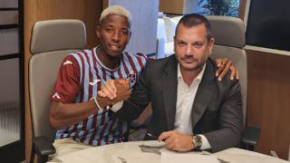 Trabzonspor’da yeni transferler imzaları attı!