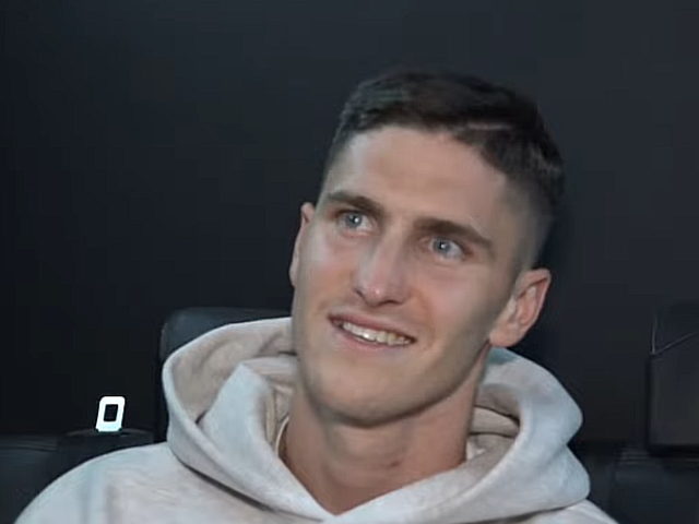 Galatasaray'dan son dakika transferi! 'KAP' açıklaması yapıldı, lisansı çıkarıldı... Sarı-Kırmızılılar Roland Sallai'yi resmen duyurdu