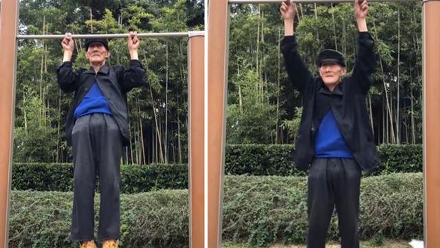 Yaptığı hareketi gören şaşırdı, yaşını duyunca bir kez daha şaşırdılar! Sadece iki parmağıyla tutundu... 98 yaşındaki adama yorum yağdı: Ben bu yaşta o hareketi yapamam