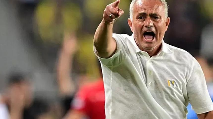 Ahmet Çakar'dan olay yaratan iddia! "Jose Mourinho'ya Galatasaray'a saldır demişler"