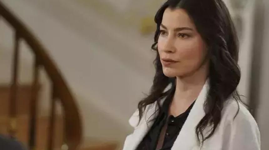 Yeni diziyle anlaşması gündem olmuştu! Kızılcık Şerbeti'nin Alev'i Müjde Uzman'dan veda mesajı