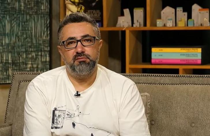 Galatasaray kural hatası mı yaptı? Sahadakilerin yarısı değişince... Serdar Ali Çelikler'den "Kitapta yazmıyor" iddiası G4