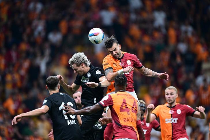 Galatasaray kural hatası mı yaptı? Sahadakilerin yarısı değişince... Serdar Ali Çelikler'den "Kitapta yazmıyor" iddiası G1