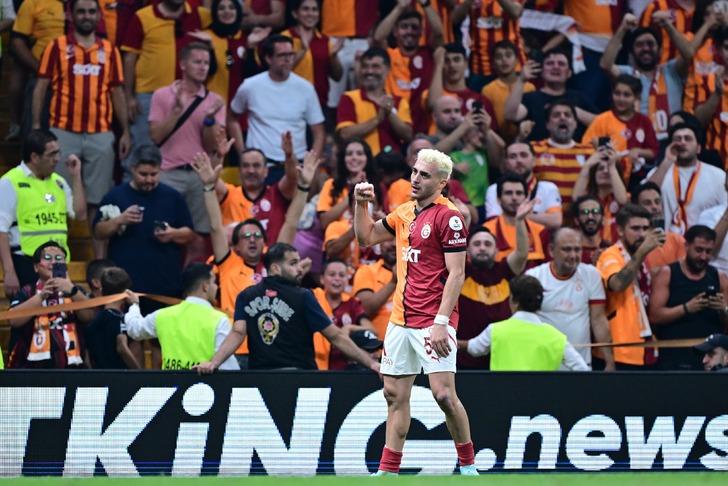 Galatasaray kural hatası mı yaptı? Sahadakilerin yarısı değişince... Serdar Ali Çelikler'den "Kitapta yazmıyor" iddiası G5
