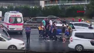 Son dakika | TEM'de 6 araç birbirine girdi! Zincirleme trafik kazasında 2 can kaybı