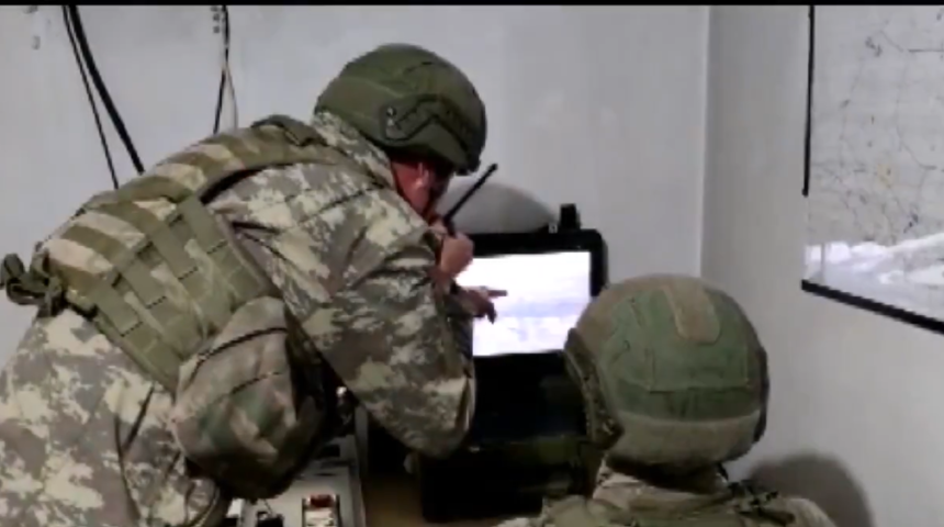 Suriye ve Irak'ın kuzeyinde operasyon: 3 terörist etkisiz hale getirildi