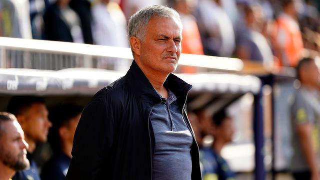 jose-mourinhodan-kasimpasa-macinda-kadroda-2-degisiklik-0dy4