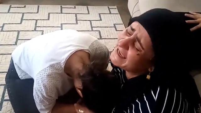 Narin'in annesinin yaktığı ağıt herkesi şaşırttı! Duyan inanamıyor... Haftalar sonra ortaya çıktı: Bir köşeye atın! Kızım biliyor, dayanamıyor