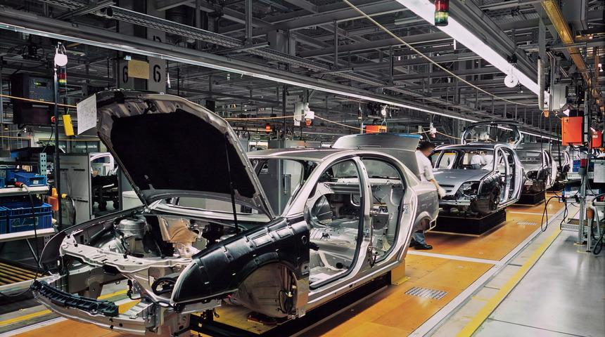Otomotiv üretimi Ağustos'ta yüzde 26,7 azaldı
