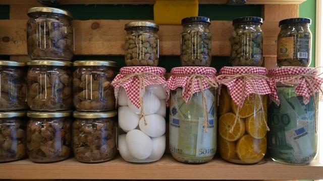 Yumurtadan yaptılar, fındıktan yaptılar! Görenler 'bundan da turşu olur mu?' diyecek: Bu dükkanda yok yok