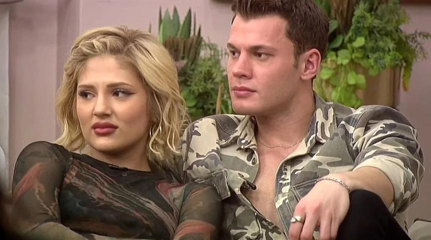 Kısmetse Olur'dan Arka Sokaklar'a... Polis üniformasıyla poz geldi