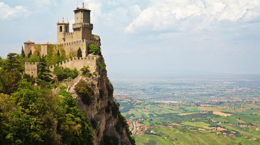 San Marino nerede? San Marino'ya nasıl gidilir? San Marino Türkiye'ye vize istiyor mu?