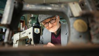 Mesleğinin yok olmasından endişeli... İşleri arttı ama ustası kalmadı! Herkes üniversite mezunu olmak istiyor 