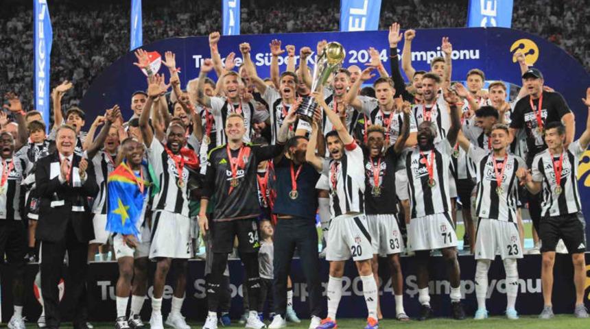 Beşiktaş'tan Antalyaspor'a kiralanan Emrecan Uzunhan'dan şok haber! Hastaneye kaldırıldı...