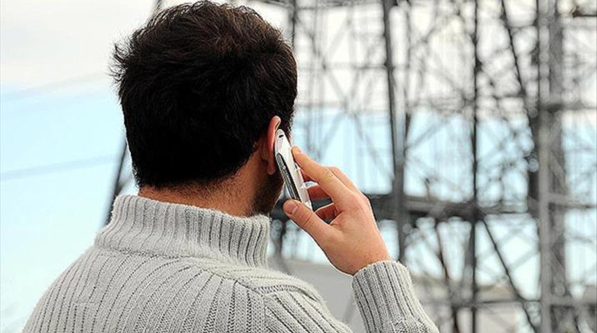 Deprem sonrası infial uyandırdılar! GSM operatörleri için gözler bu saate çevrildi