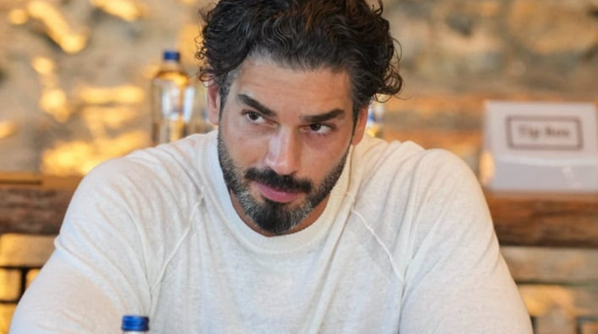 Şükrü Özyıldız yeni dizisinde baba oldu! Oğluyla yaş farkı gündemde! "Bunlar nasıl baba-oğul..."